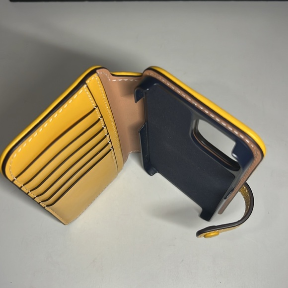 Tory Burch T Monogram Jacquard Yellow Folio For IPhone 12 Para o Max - Picture 16 of 16